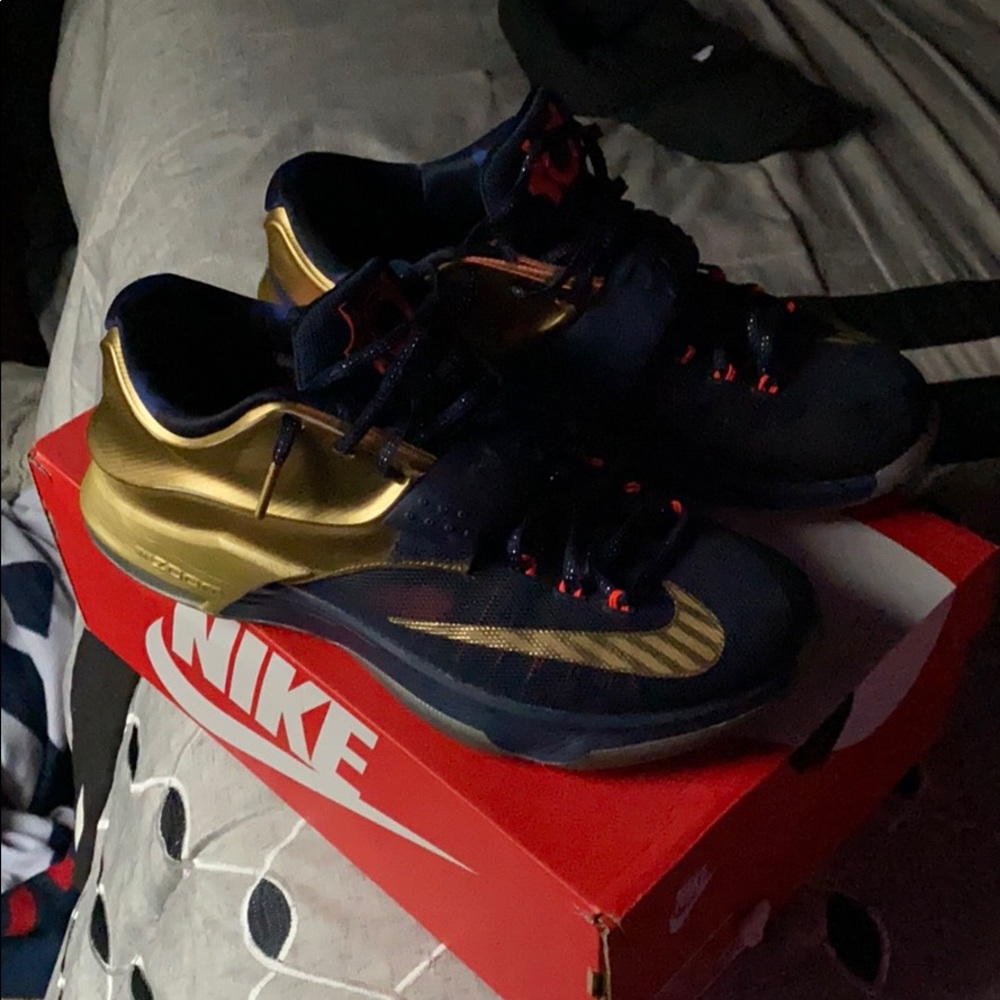 Kd 7 Gold Metal